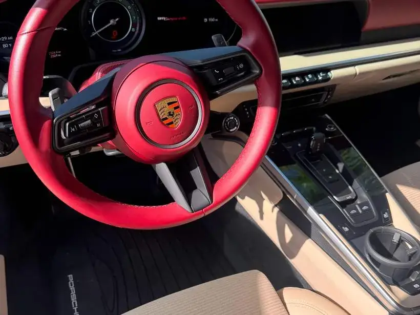 Porsche 911 interior detail by Monza Details